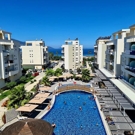 Flori Beach Apartment Radhime Exterior photo